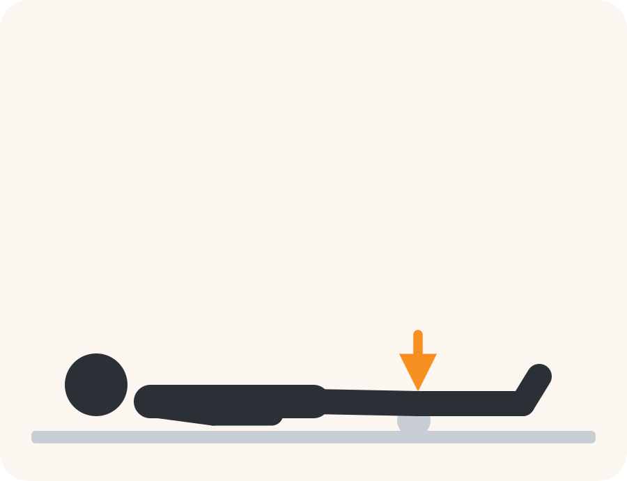 Line drawing of the thigh squeeze (quad set) exercise. The pale figure is the starting position, the dark figure is the finish, and the orange arrow shows the movement.